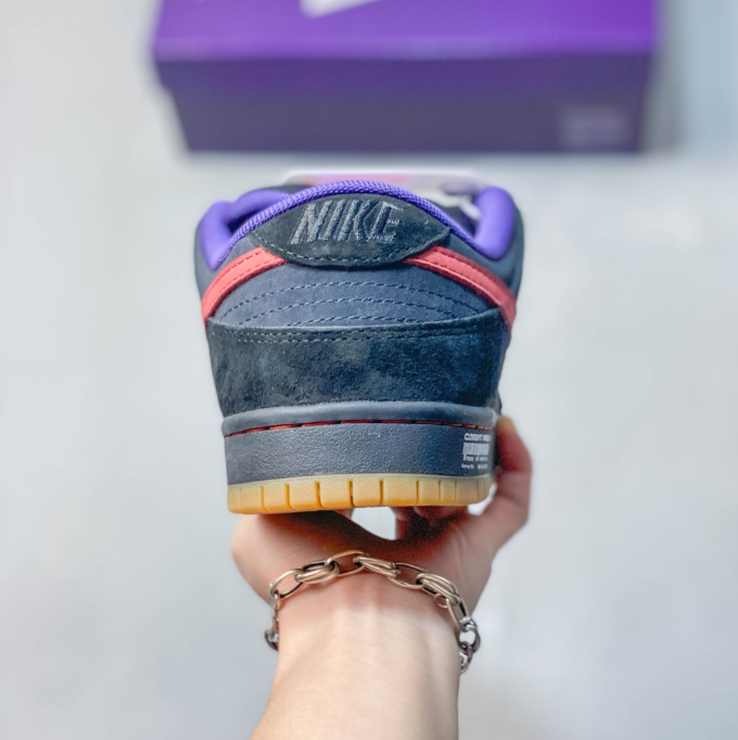 Nike SB Dunk Low – Black / Infrared / Court Purple Low-Top Skate Sneaker