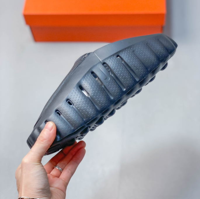 Nike Mind 001 – Deep black Grey / Anthracite Slip-On Mule