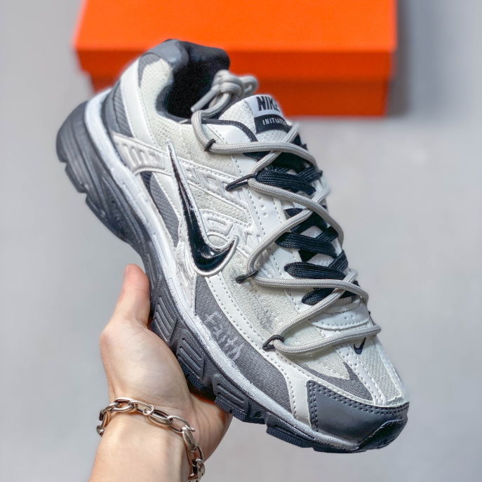 Nike Initiator –Smog-Choked Ashes / Dark Obsidian / Smoke Grey Retro Running Sneaker