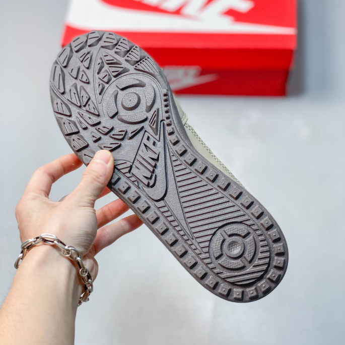 Nike Terra Manta – Sail / Light Orewood Brown / IM6689-202
