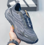 Adidas Holo Peak  Triple Black / Carbon KI1520