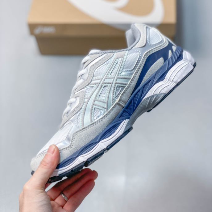 ASICS GEL-NYC  White / Glacier Grey / Navy  1203A280-002