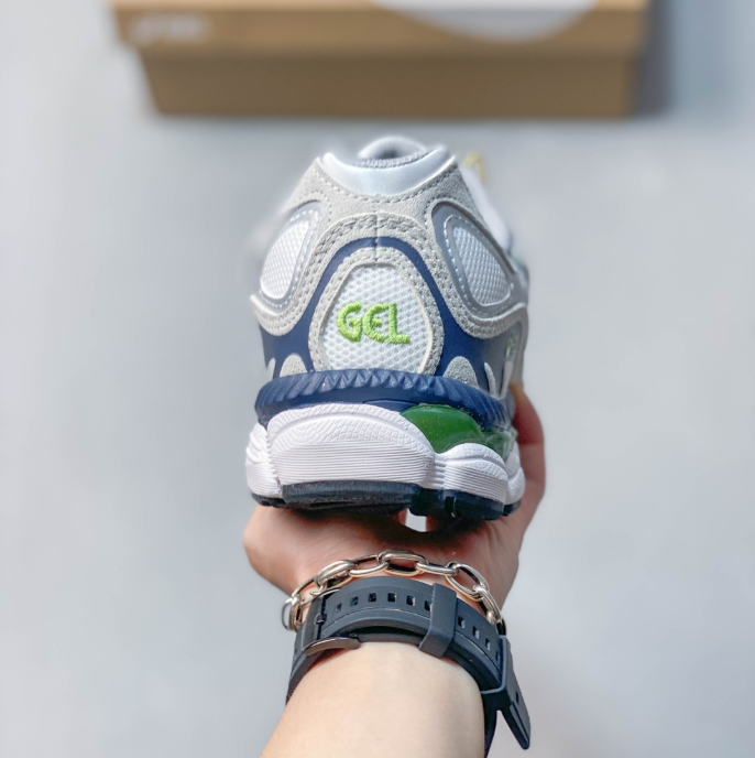 ASICS GEL-NYC  White / Glacier Grey / Navy  1203A280-002