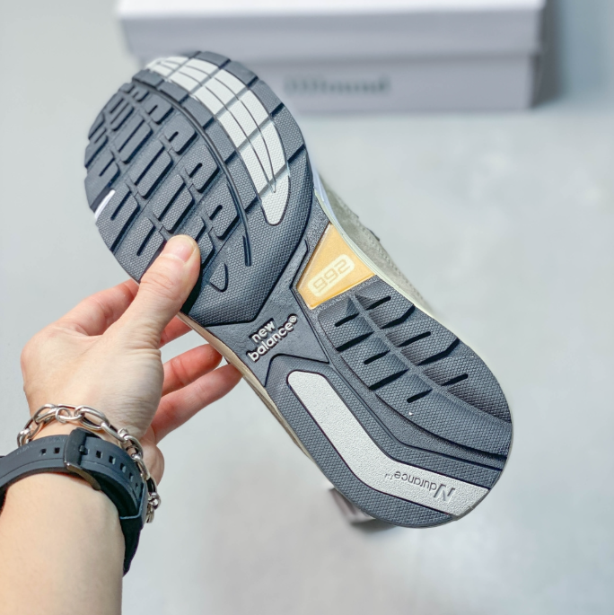 New Balance 992   Tan / Grey / Navy M992TN
