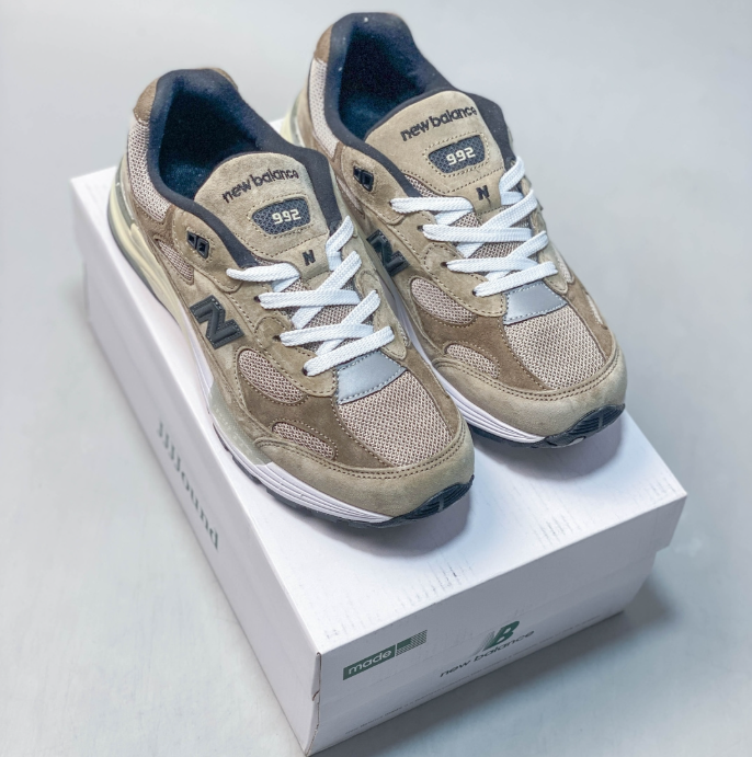 New Balance 992   Tan / Grey / Navy M992TN