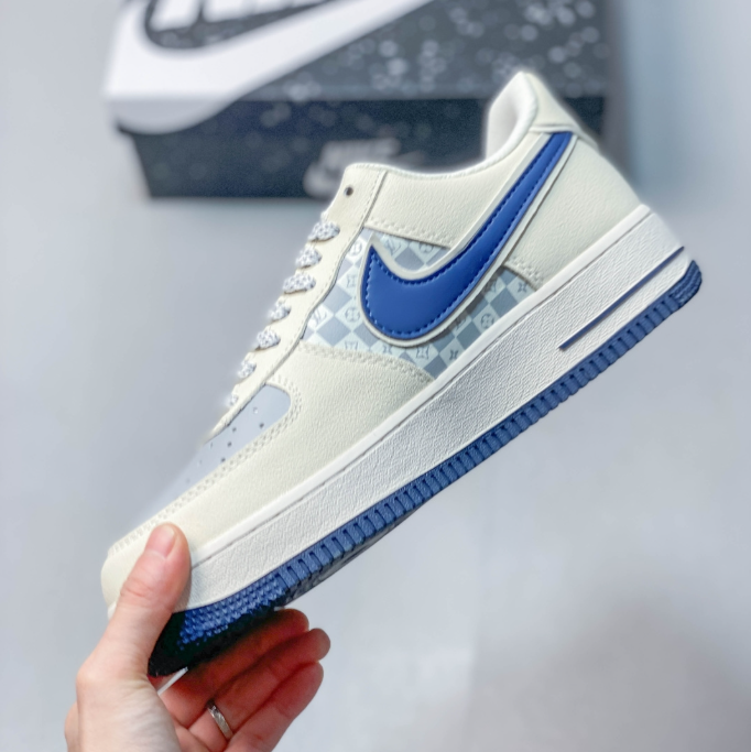 Nike Air Force 1 '07 × The North Face – IM5755-700
