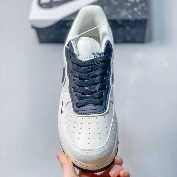 Nike Air Force 1 '07 × The North Face – IM5755-700