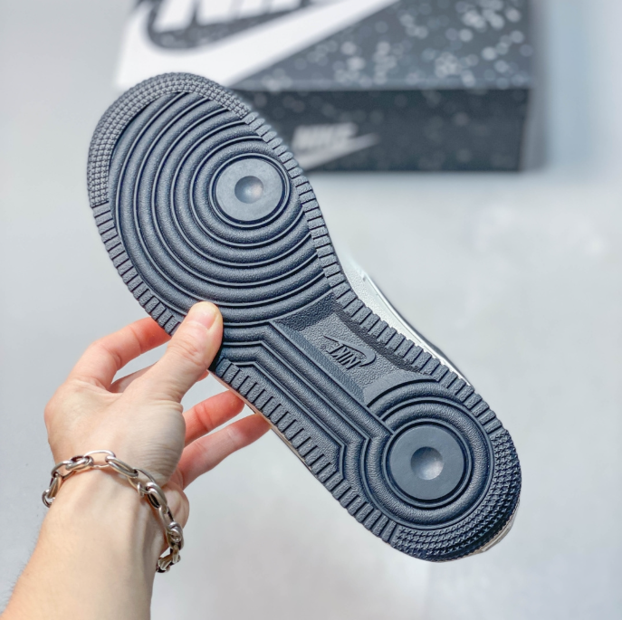 Nike Air Force 1 '07 × The North Face – IM5755-700
