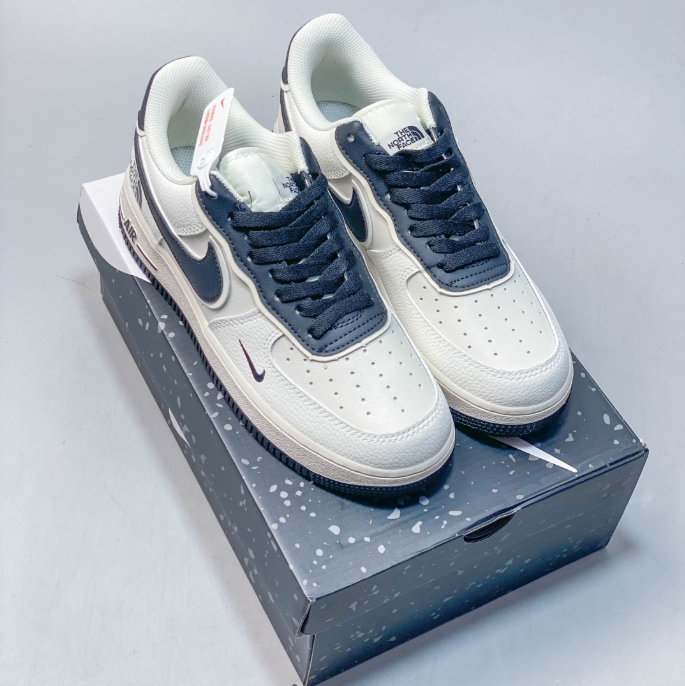 Nike Air Force 1 '07 × The North Face – IM5755-700