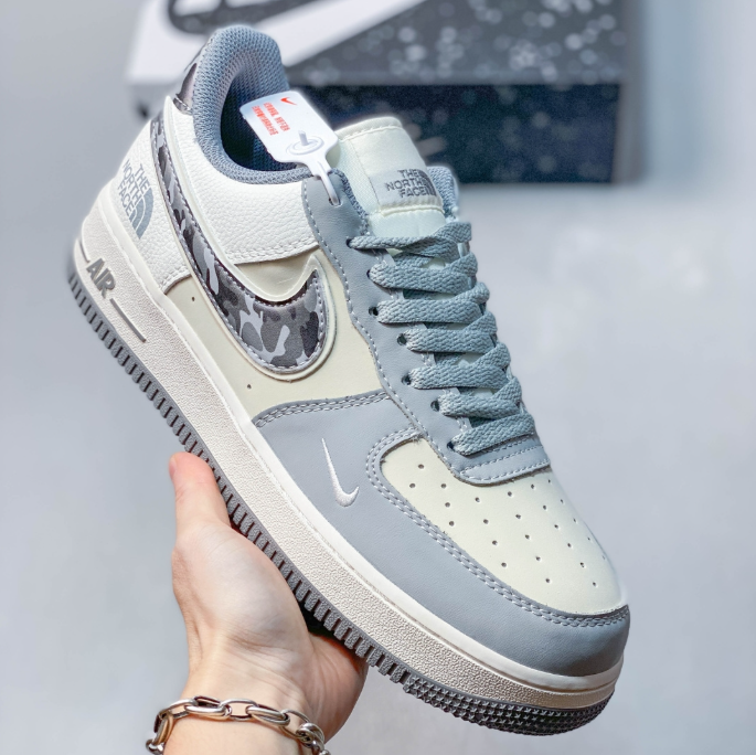 Nike Air Force 1 '07 × The North Face – IM5755-700
