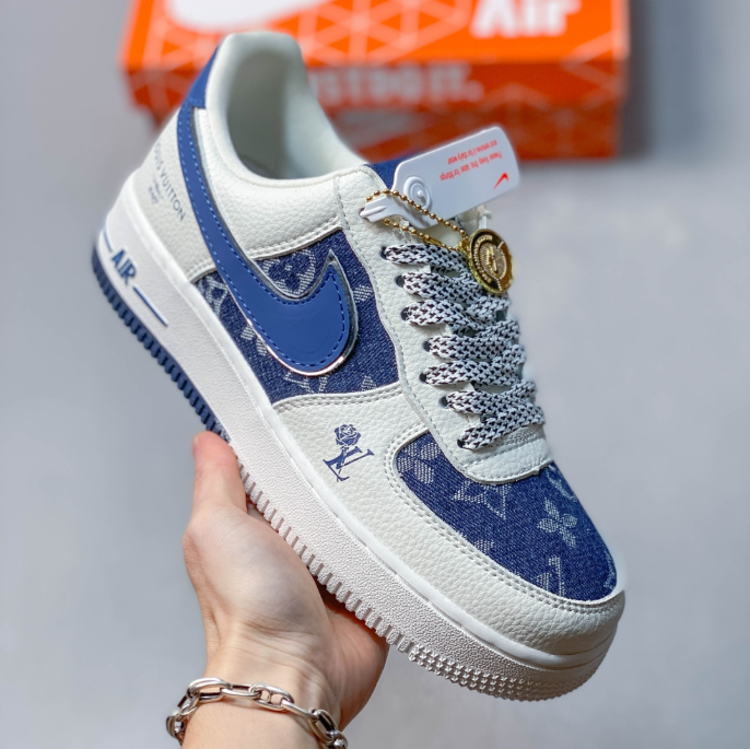 Nike Air Force 1 '07 × The North Face – IM5755-700