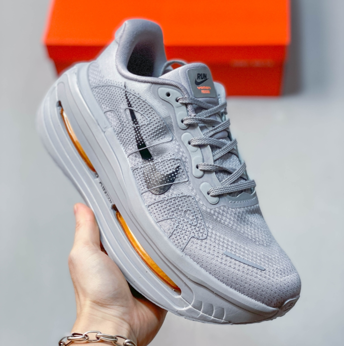 Nike Vomero Premium 5 – HQ2050-755 Wolf Grey