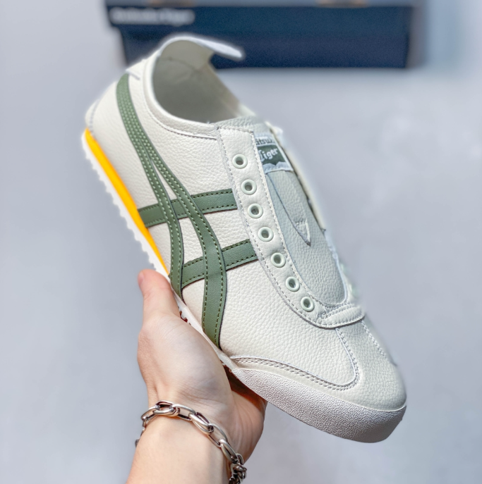 ASICS Onitsuka Tiger Mexico 66 Slip-On — Cream / Olive  WNSZZL