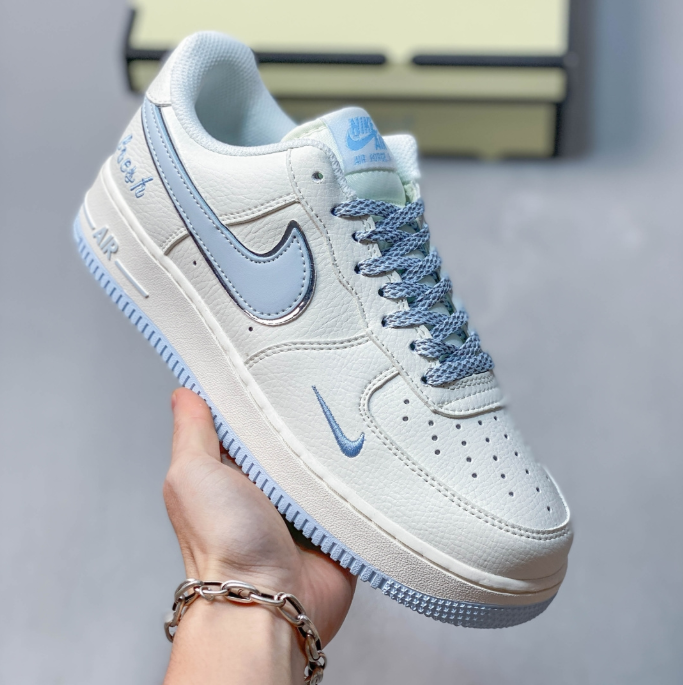 Nike Air Force 1 '07 LV8  sneakers DN9688-135