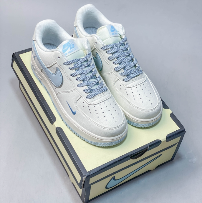 Nike Air Force 1 '07 LV8  sneakers DN9688-135