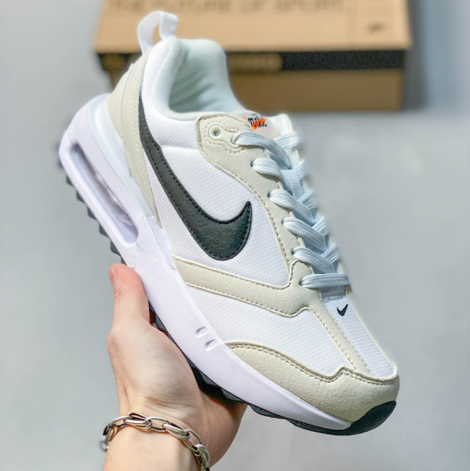 Nike Air Max Dawn Running shoes White / Light Bone DC4068-100