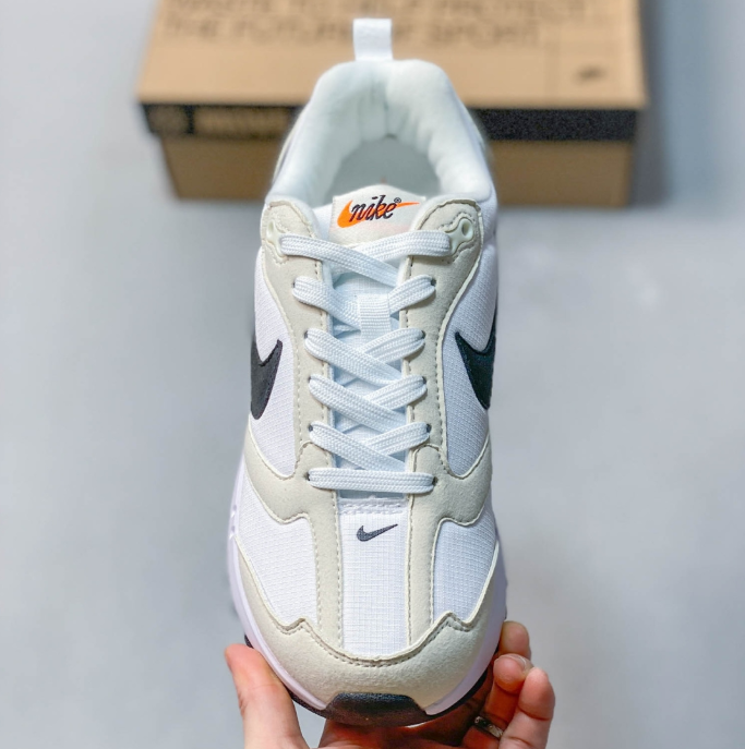 Nike Air Max Dawn Running shoes White / Light Bone DC4068-100