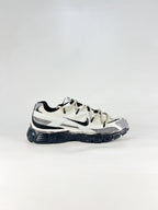 Nike Initiator – White / Silver / Black Retro Running Sneaker