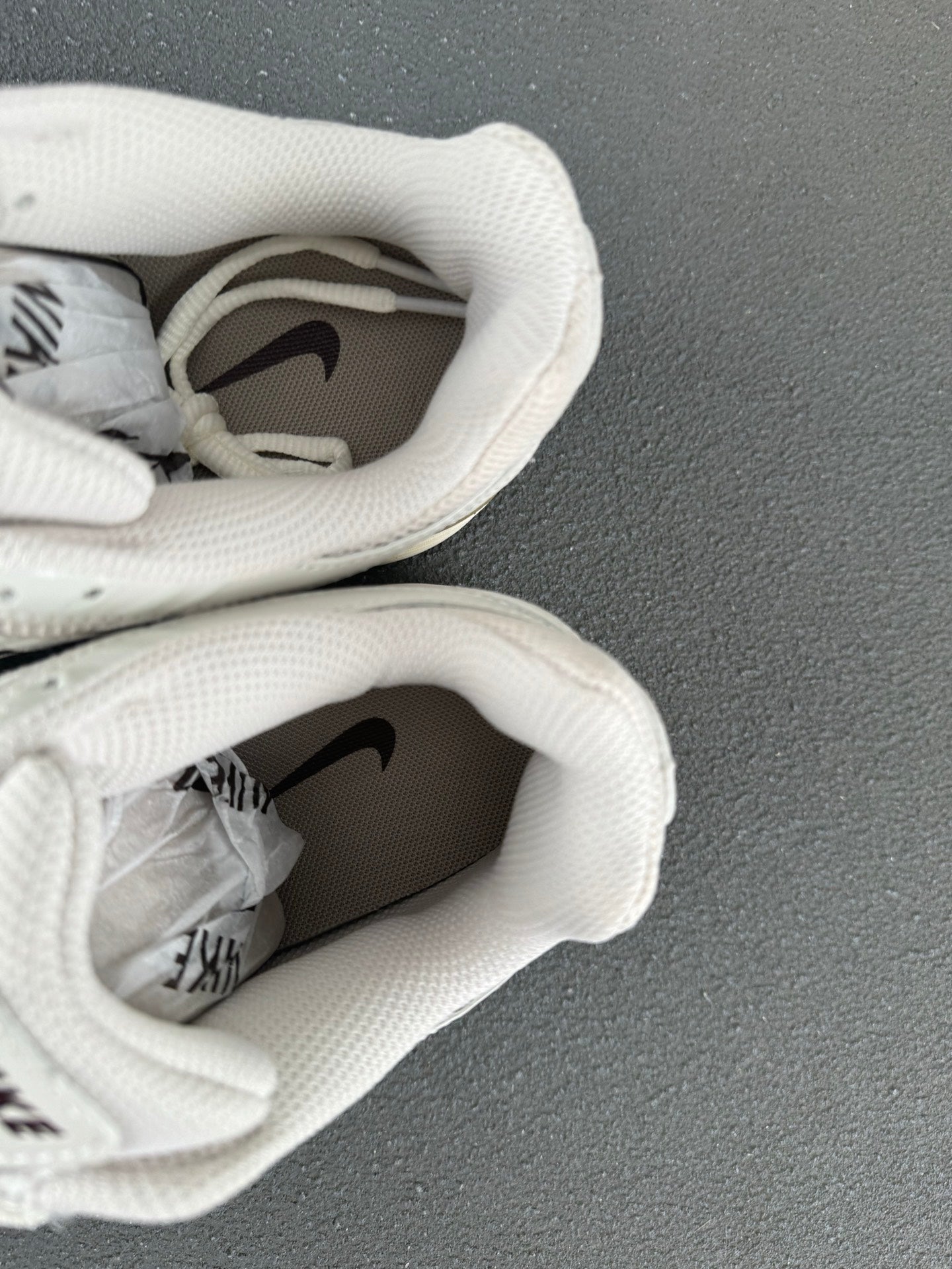Nike P-6000 – White / Light Grey / Dark Brown Retro Running Sneaker