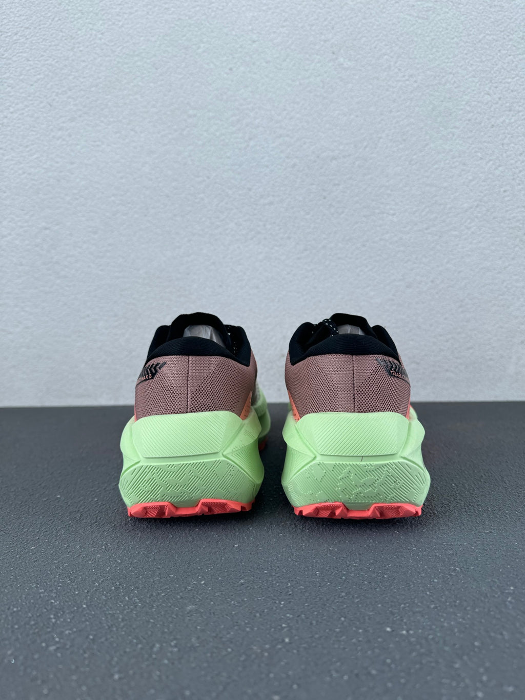 ASICS GEL-Trabuco 12 – Smokey Rose / Lime Green Trail Running Sneaker