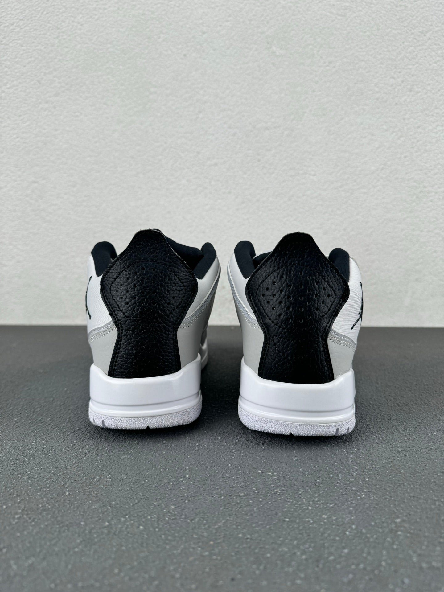 Nike AJ3Air Jordan Courtside 23 – Wolf Grey / White / Black Mid-Top Sneaker